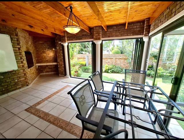 4 BEDROOM HOUSE FOR SALE IN MORELETAPARK